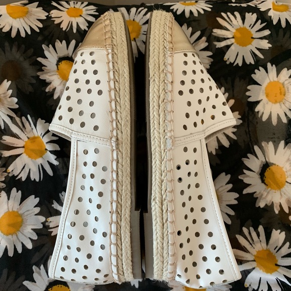 Sole Society Elodie Perforated Espadrille Flats - Picture 4 of 9